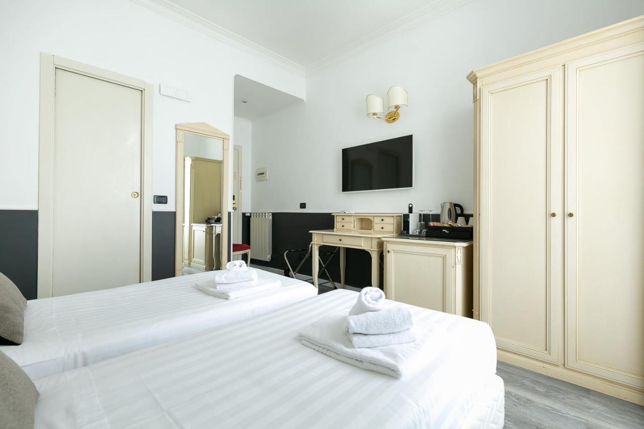 Capitolium Rooms Рим Экстерьер фото