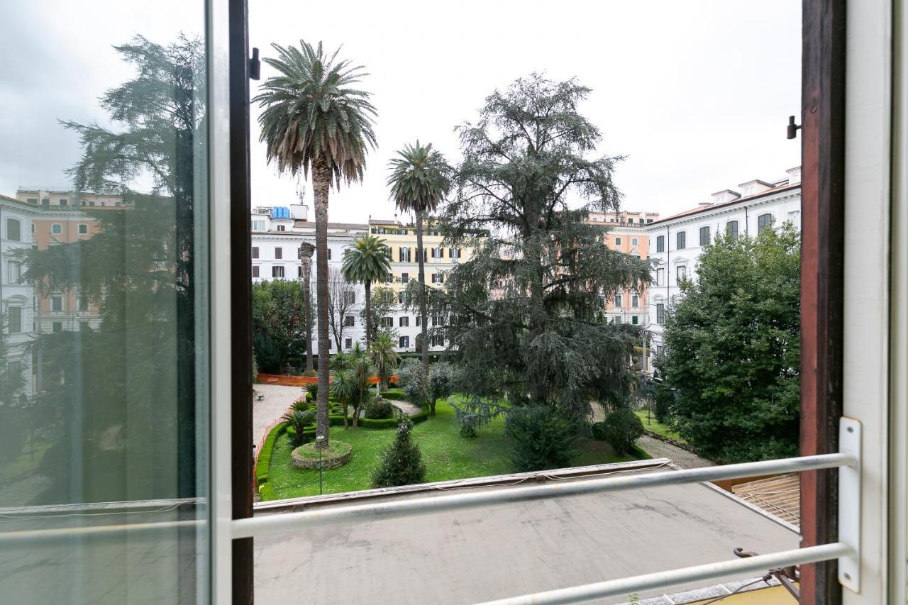 Capitolium Rooms Рим Экстерьер фото