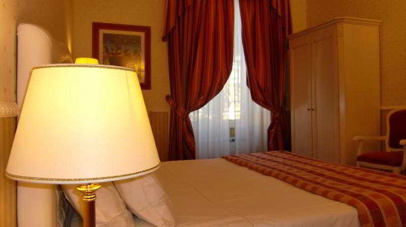Capitolium Rooms Рим Экстерьер фото